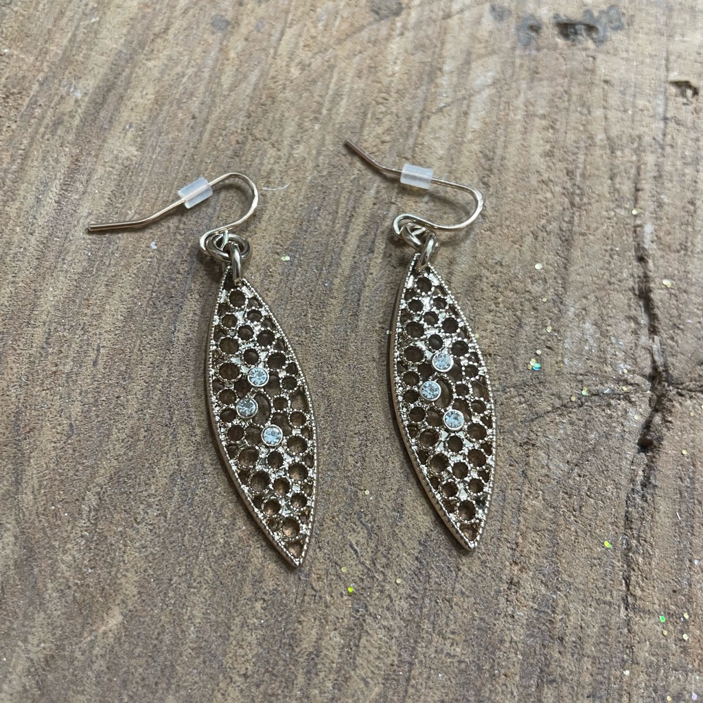 Dangle Earrings By Jbloom 8$